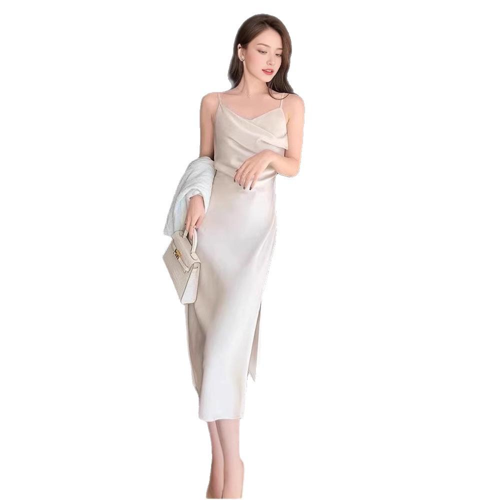 French minimalist temperament, fashionable design, niche long suspender dress, women's V-neck high-end sexy skirt