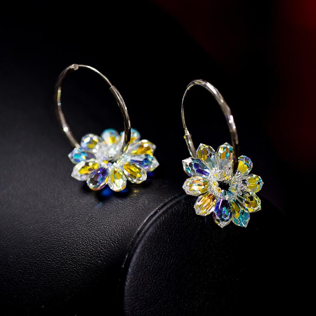 Серьги-кольца из стерлингового серебра 925 пробы с ослепительными переливающимися цветами ромашки и ювелирными изделиями из австрийских кристаллов Aurora Borealis