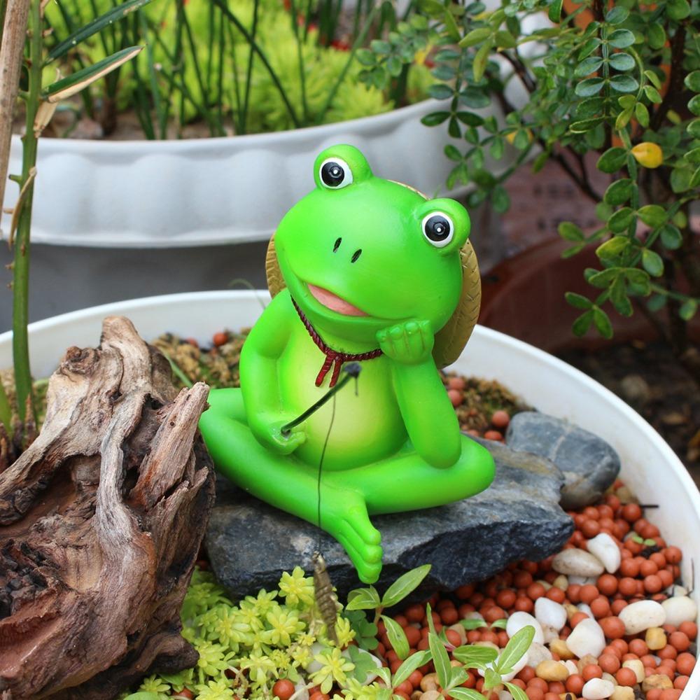 Cartoon Fishing Frog Figurine Green Animal Fishing Sculpture Outdoor Courtyard Pond
