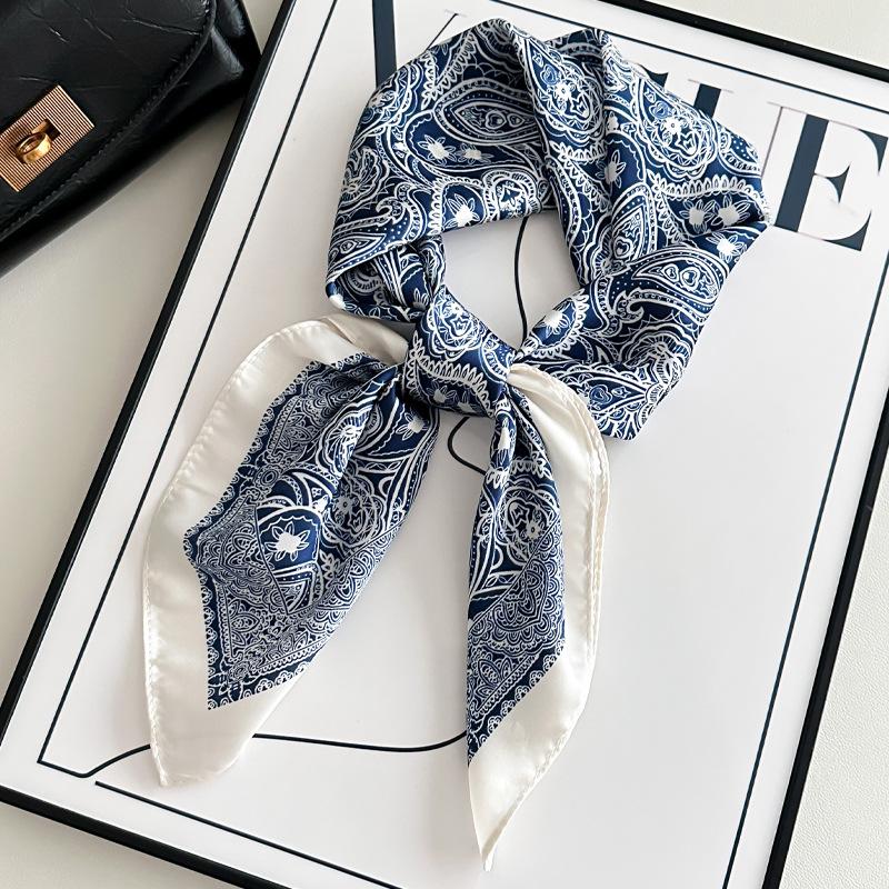 Green oil painting small square scarf silk scarf women's summer thin sunscreen spring and autumn headscarf head scarf tied bag headband belt