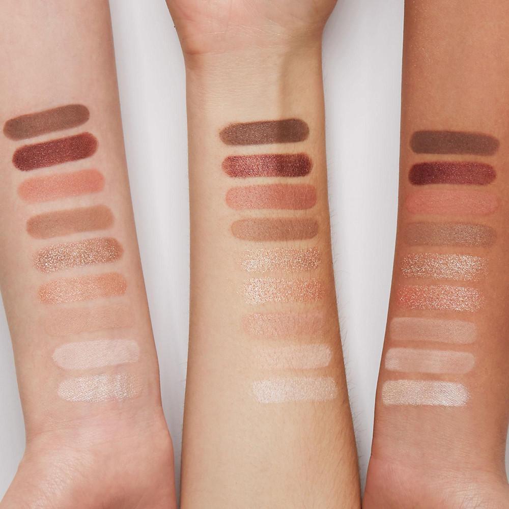 Essence Палитра теней для век Rose Edition – 