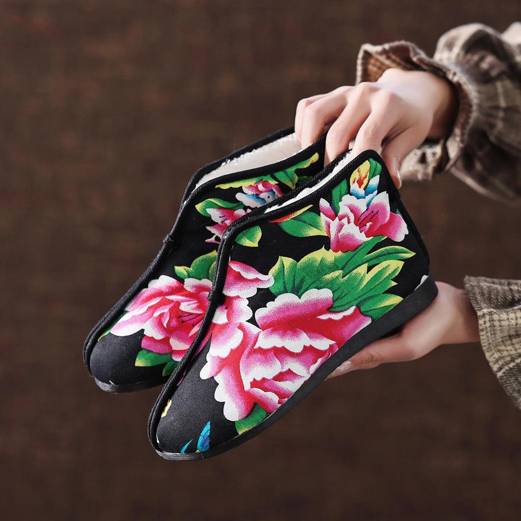 Ботинки из хлопка с цветочным узором на северо-востоке: Стиль осень/зима, удобная бархатная подкладка, нескользящая, мягкая подошва, ручная работа для людей среднего и пожилого возраста