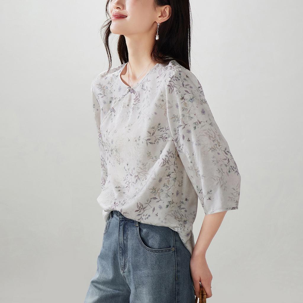 New Chinese style printed shirt for women in the spring of 2026, versatile commuter shirt with seven quarter sleeves