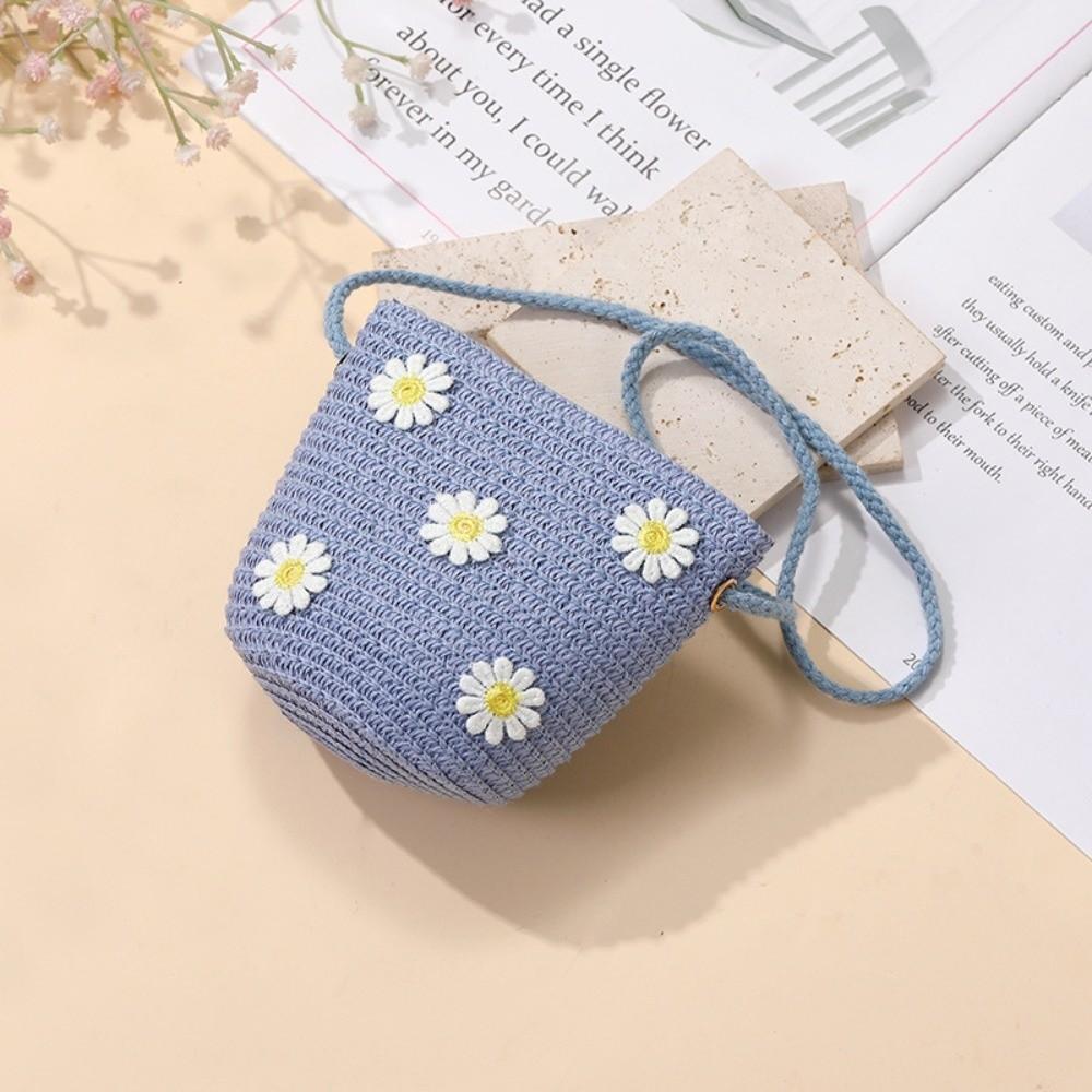 Fashion Small Daisy Kids Straw Bag Shell Shape Woven Shoulder Bag Handmade Handbag for Children Girls