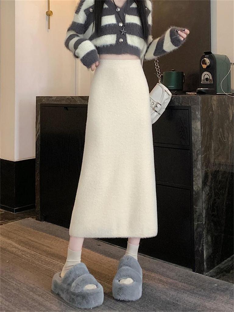Женская эластичная юбка миди А-силуэта из плюша под норку для осени и зимы