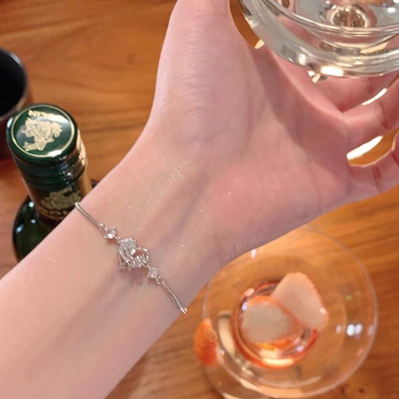 Same Love Bracelet, Female Light Luxury, Small and Elegant, Female Friend Personalized Fashion Handicraft