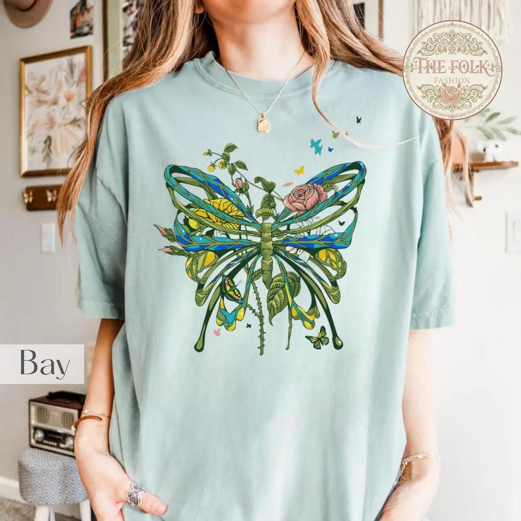 Botanical Butterfly Shirt, Cottagecore Aesthetic Flower Tee, Vintage Floral Butterfly T-Shirt, Nature Lover Gift, Boho Wildflower Garden Tee