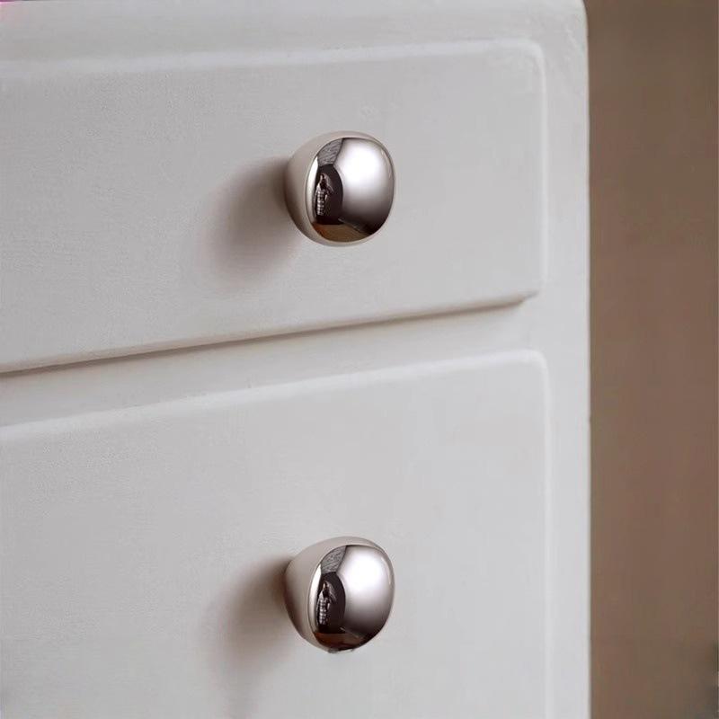 Легкая роскошь, Индивидуальность, Титан, Ручка для дверцы шкафа, Одно отверстие, Минималистичная ручка для ящика, Гардероб, Обувной шкаф, Высококлассная дверная ручка