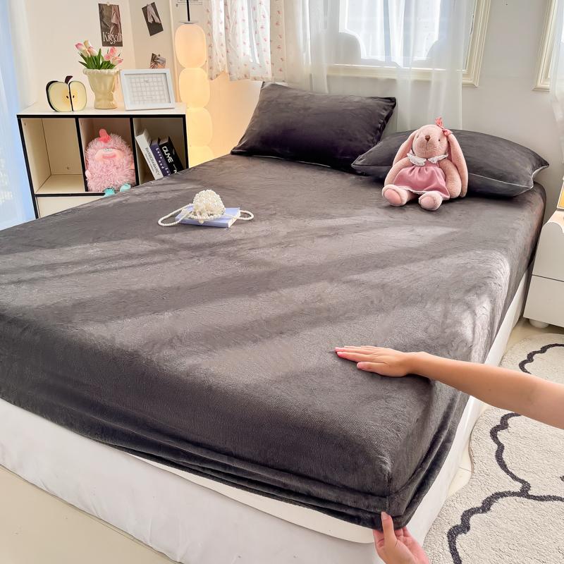 Velvet Fitted Sheet Solid Color Bedsheet Soft Bed Cover Queen Size Bed Linen Home Sheet Couvre Lit (No Pillowcasae)