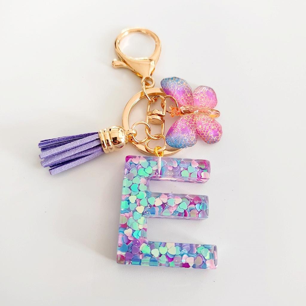 Fashion butterfly fringe initial keychain Drop glue Blend sequin A-Z26 letter keychain Cute Ladies Student Bag Accessory Gift