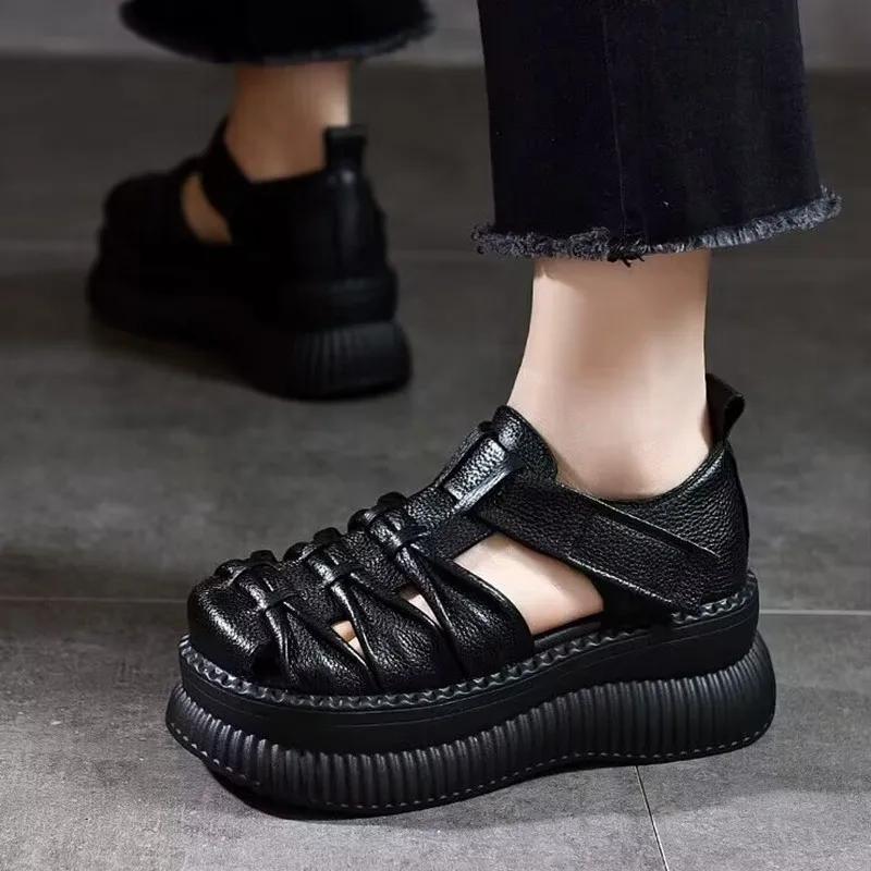 2024 Новая мода ретро летняя обувь женские босоножки на танкетке ручной работы из натуральной кожи полые повседневные сандалии женские черные