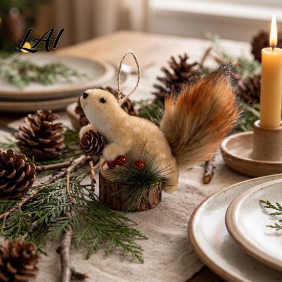 Cute Fluffy Squirrel Figurine Christmas Ornaments for Tree Felt Plush Woodland with Pine Winter Seasonal Tree Cone Hanging Forest Animal Decoration