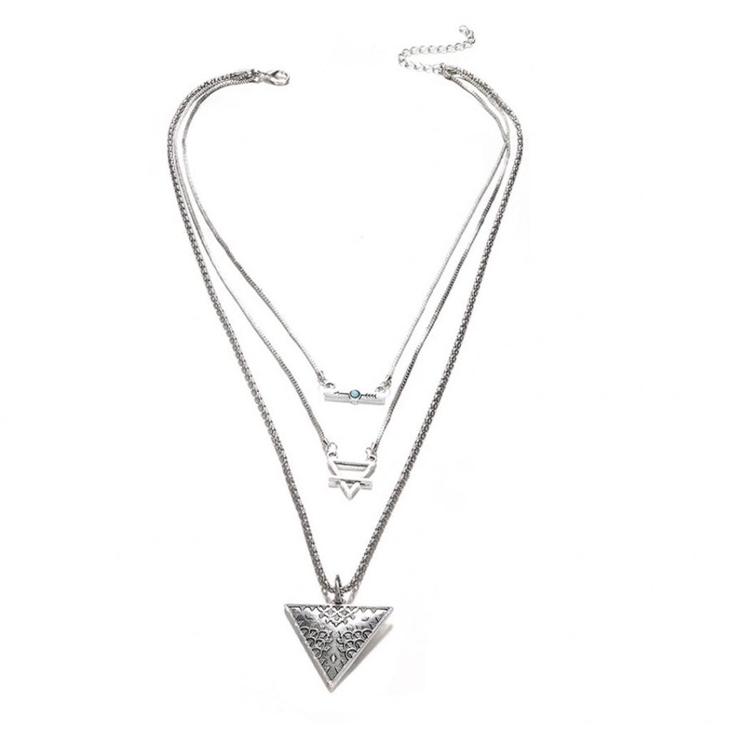 Женская трехслойная цепочка с подвесками в стиле бохо