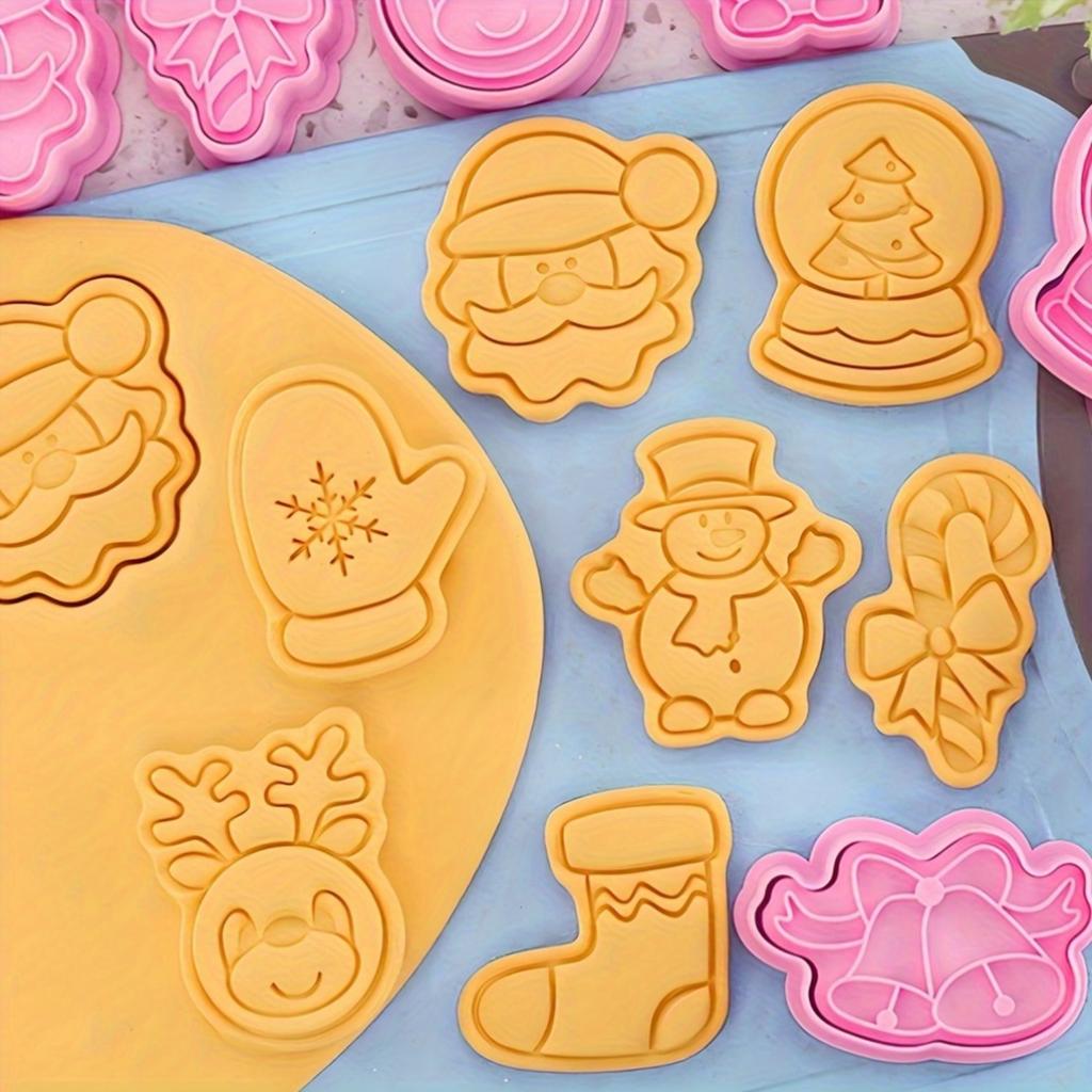 8 Piece Christmas Cookie Cutter Set with Stamps, Plastic Biscuit Cutters with Santa, Reindeer, Snowflake, Candy Cane, Glove.