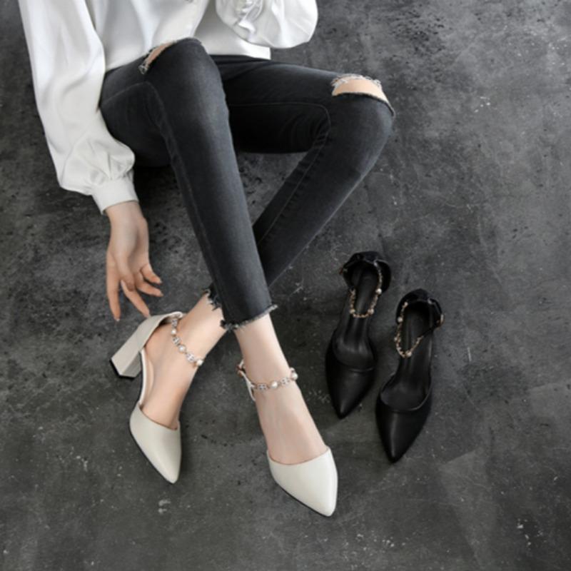 Новые модные универсальные туфли на высоком каблуке с острым носком и толстым каблуком, легкие рабочие сандалии с пряжкой