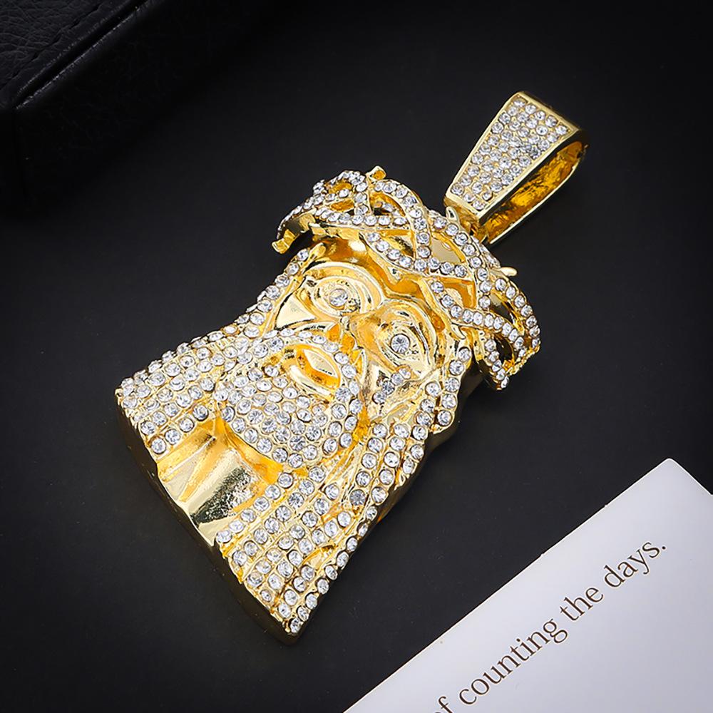 European & American Hip-Hop Retro Necklace: Men's Portrait Pendant with Rhinestones.