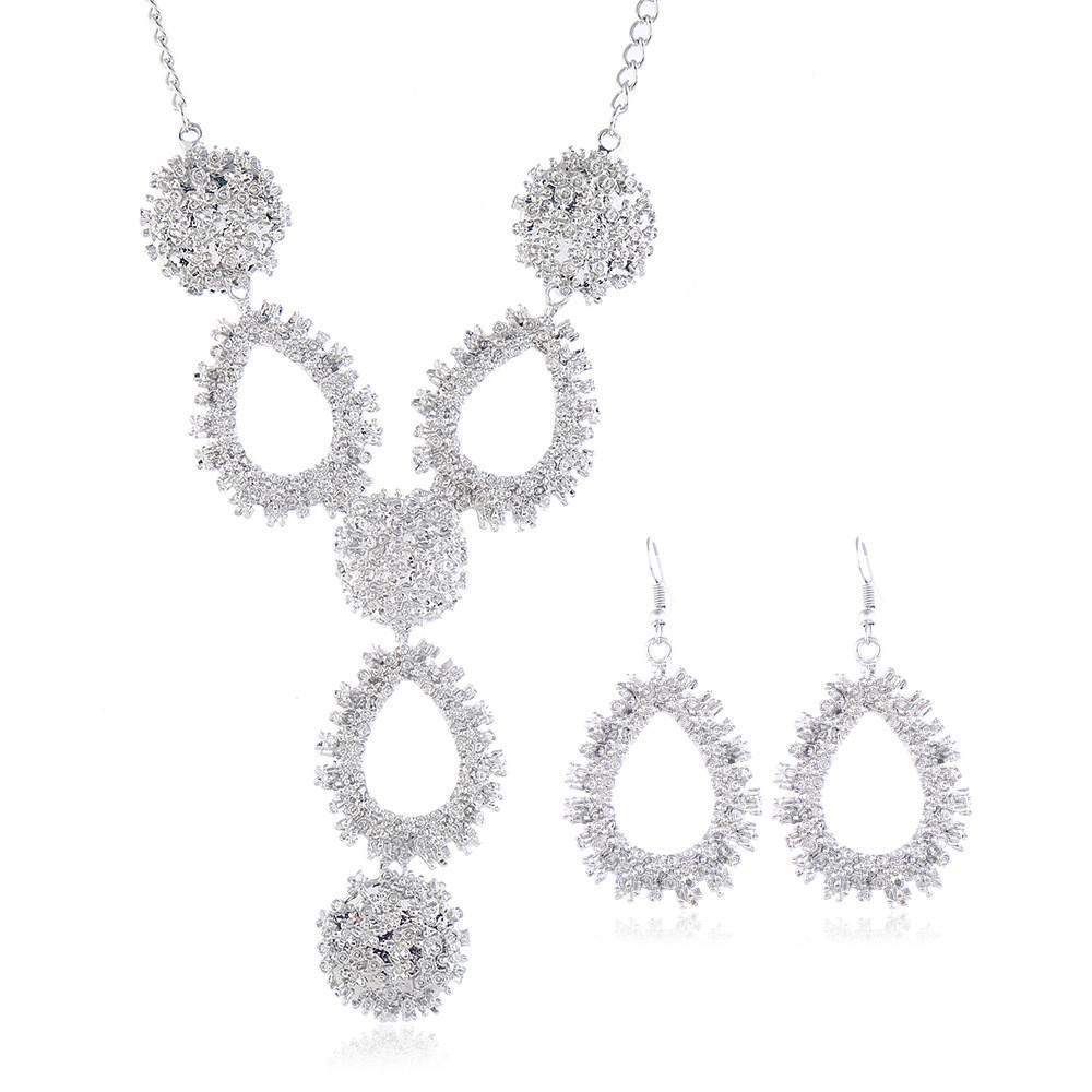 Water Chic Geometric Drop Necklace Set With Alloy Pendant And Chain Spring For