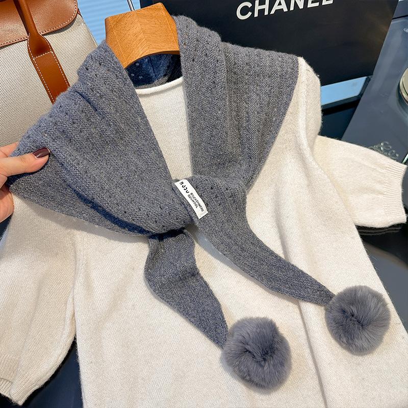 British Korean Triangle Scarf With Ball Niche 100% Wool Scarf Women Headscarf Knitted Scarf Multi-functional Warm Winter Scarf