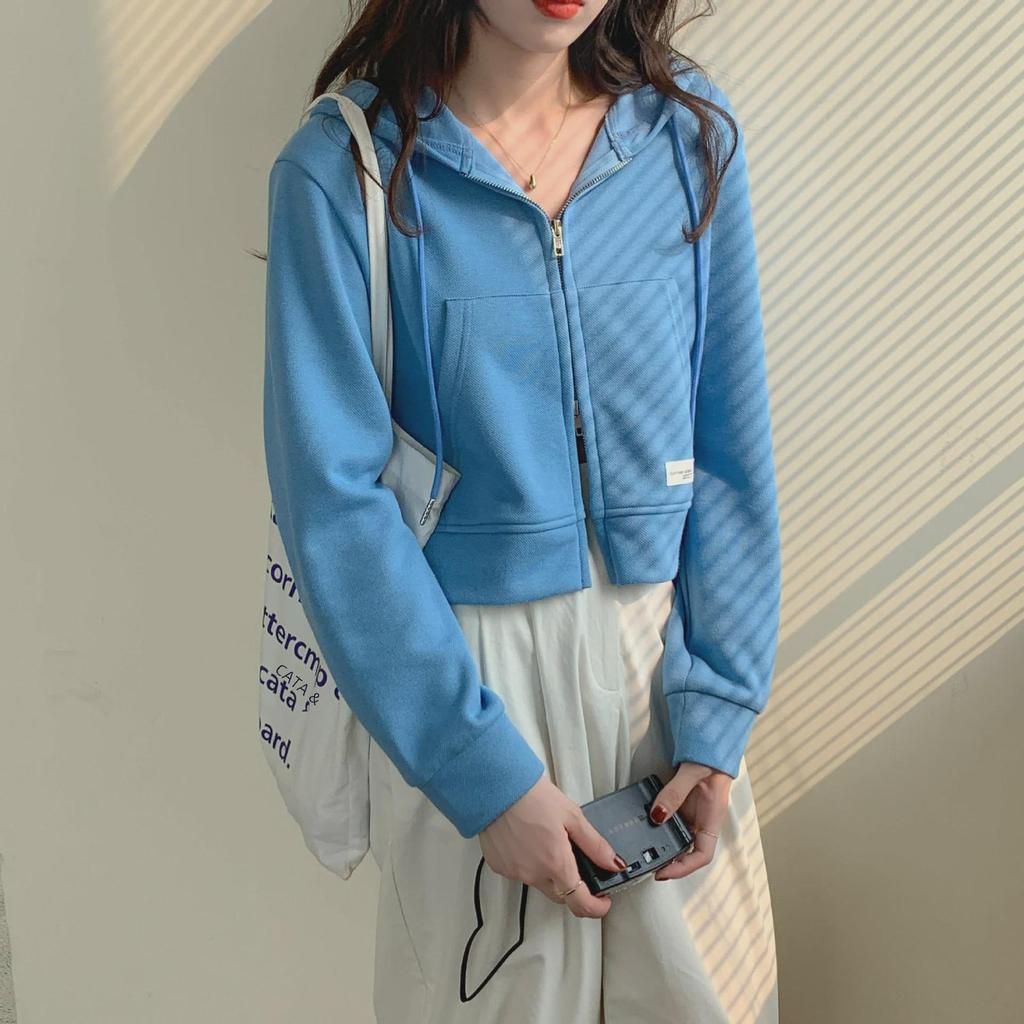 Женская розовая короткая толстовка с капюшоном на молнии - повседневный нишевый дизайн весна/лето