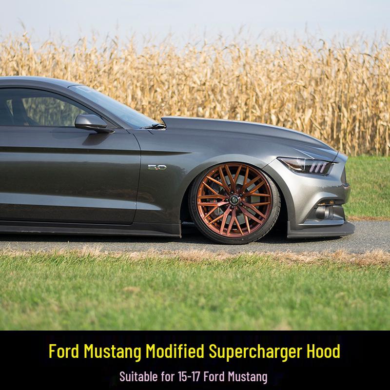 15-17 Ford Mustang Carbon Fiber Supercharged Heat Dissipation Hood