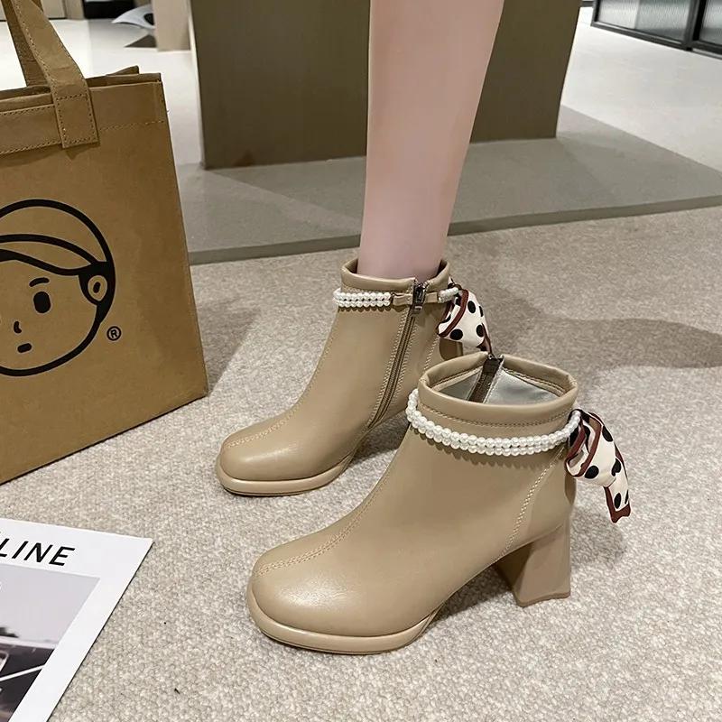 Ботинки Chelsea Bow с бусинами, женские сексуальные туфли на высоком каблуке, новый тренд 2024 года, зимние ботильоны с квадратным носком, туфли-лодочки для мотоциклистов