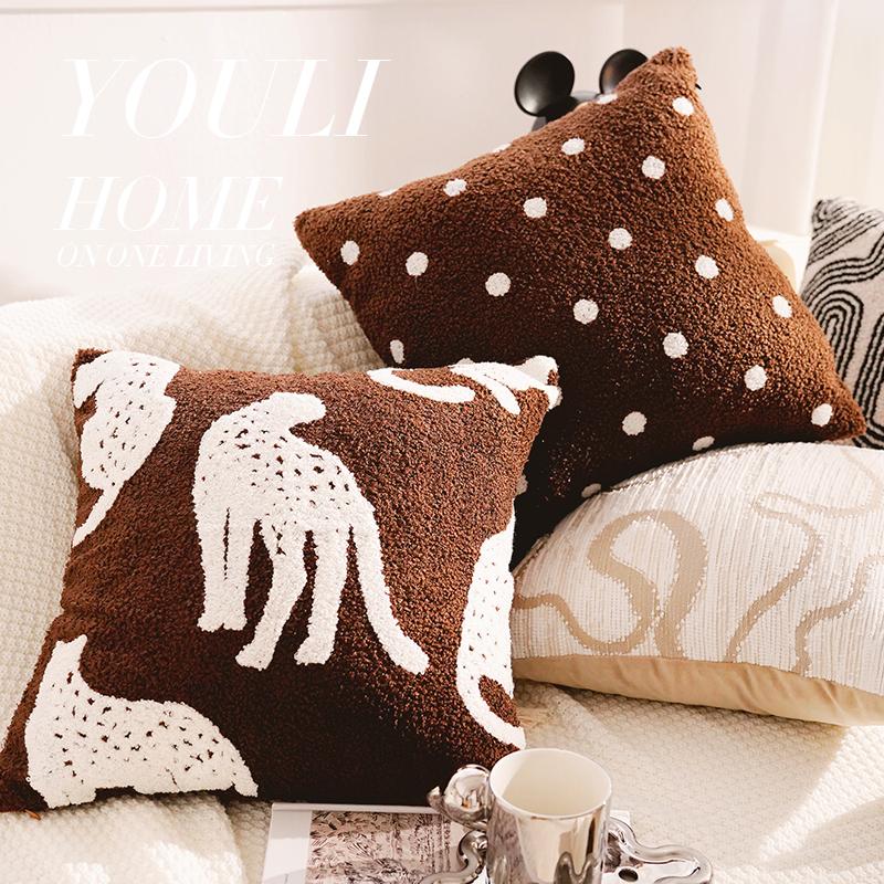 Brown Vintage Throw Pillow Sophisticated Sofa Throw Pillow Set Simple Bedside Cushion for Bedroom Decorative Throw Pillow