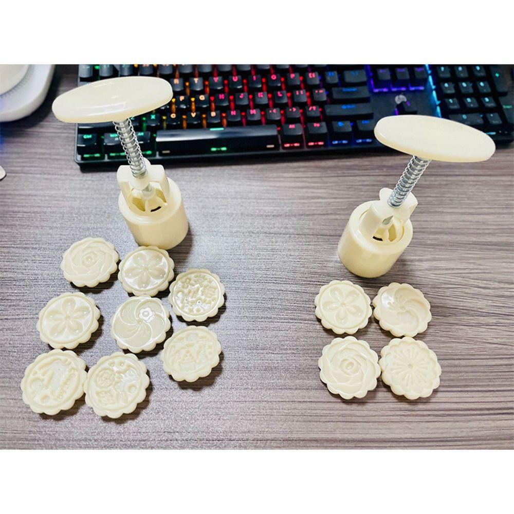 3D Pattern Mooncake Mold Flower Shaped DIY Cake Mold Pastry Baking Model Mid-Autumn Festival