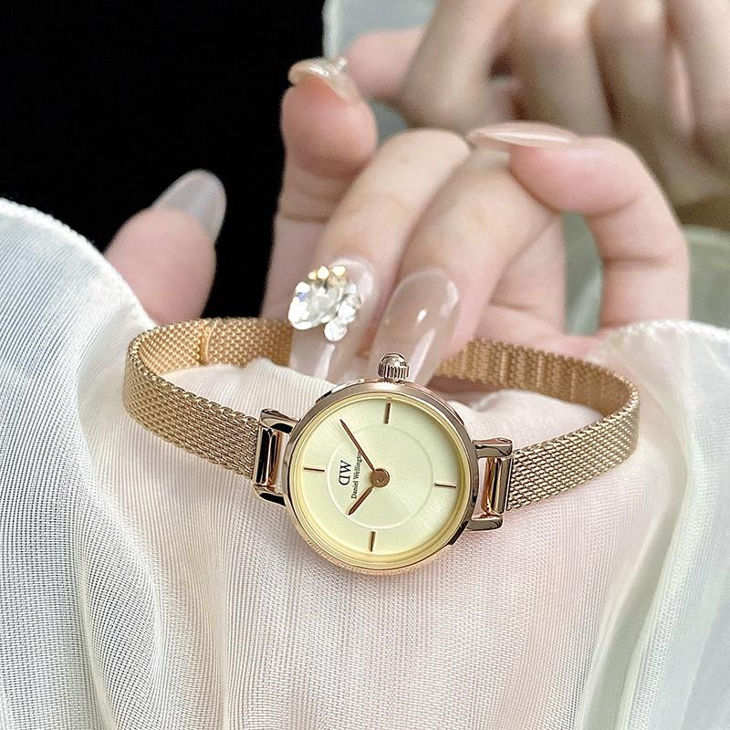 DANIEL WELLINGTON Европейские и американские часы Часы кварцевый механизм стальной ремешок 19 мм золотой циферблат женские часы подарочная коробка DW00100741