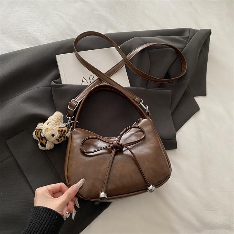 Unique Niche Design Bag Women's New Autumn Versatile Messenger Bag Exquisite Handbag Small Bag