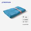 Спортивное полотенце Decathlon быстросохнущее, впитывающее