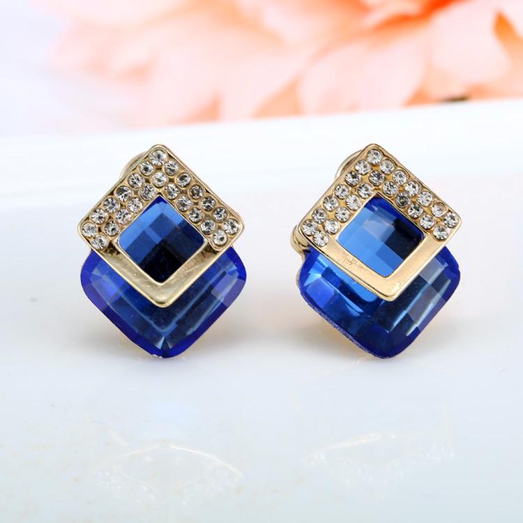 Korean Crystal Rhombus Stud Earrings: Stylish and Versatile Women's Jewelry