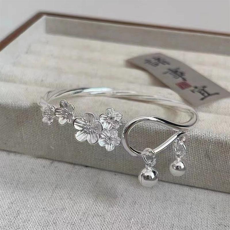 Браслет-колокольчик в виде цветка сливы в китайском стиле, ретро, серебряный цвет, браслеты-манжеты для женщин, открытый браслет-браслет в виде цветка, ювелирные изделия