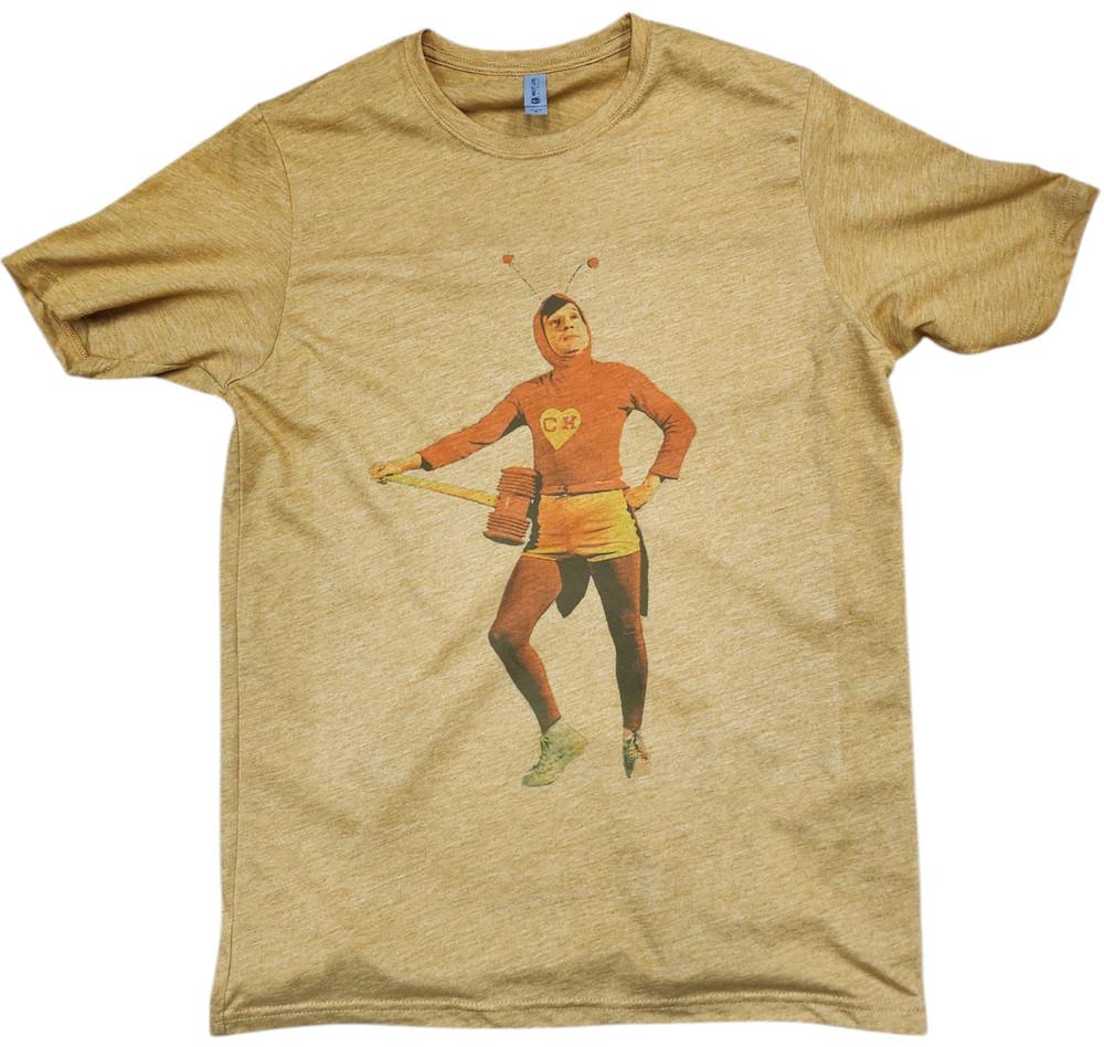 Men039s tshirt El Chapulin Colorado color vintage gold Unisex T-Shirt