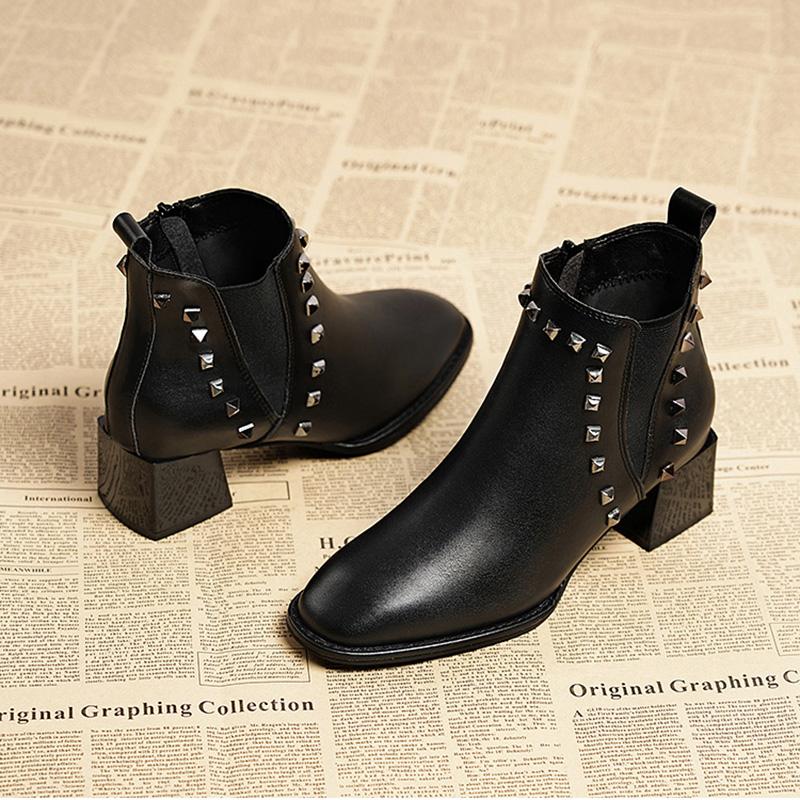 Fashion Black Cool Rivet Decoration Ankle Boots for Womens High Quality Chelsea Boots British Casual Boots Female Platform Short Boots