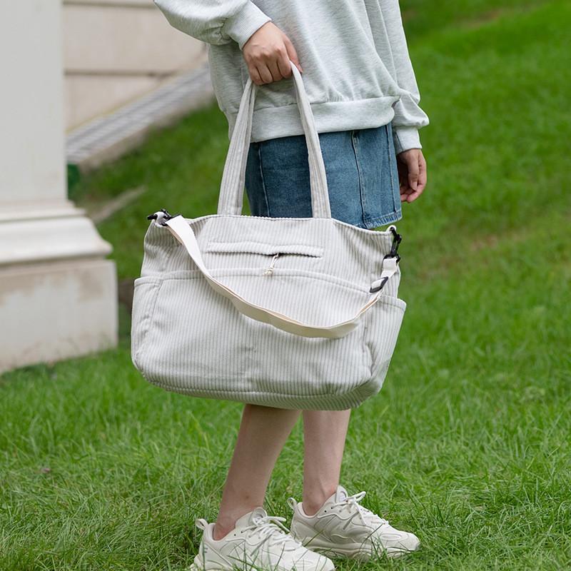 Tote Bag Large Capacity With Zipper Closure For Daily Use