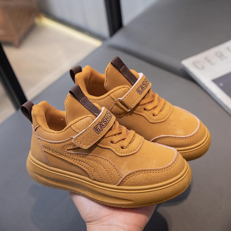 Boys and Girls Comfortable Sports Board Shoes Soft Bottom and Wear Resistance Casual Running