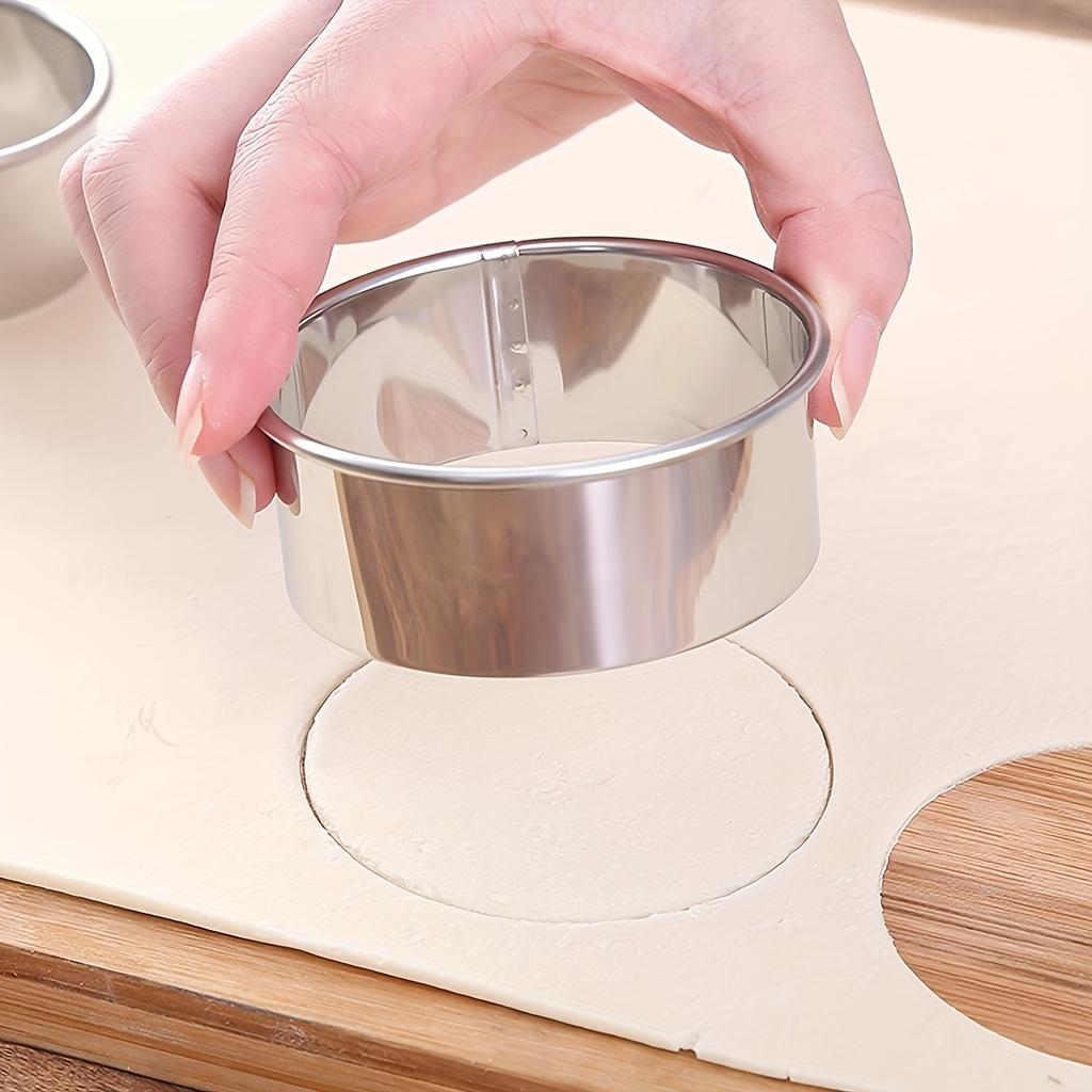 5pcs/Set Stainless Steel Dumpling Molds, Round DIY Wonton Skincutting Molds, Baking Biscuits Molds for Kitchen Use