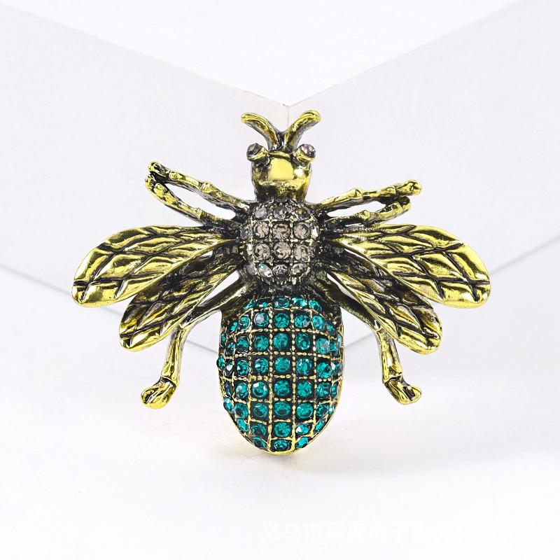 Vintage Exquisite Insect Bee Rhinestone Brooches For Women Clothing Coat Jewelry Accessries Gifts