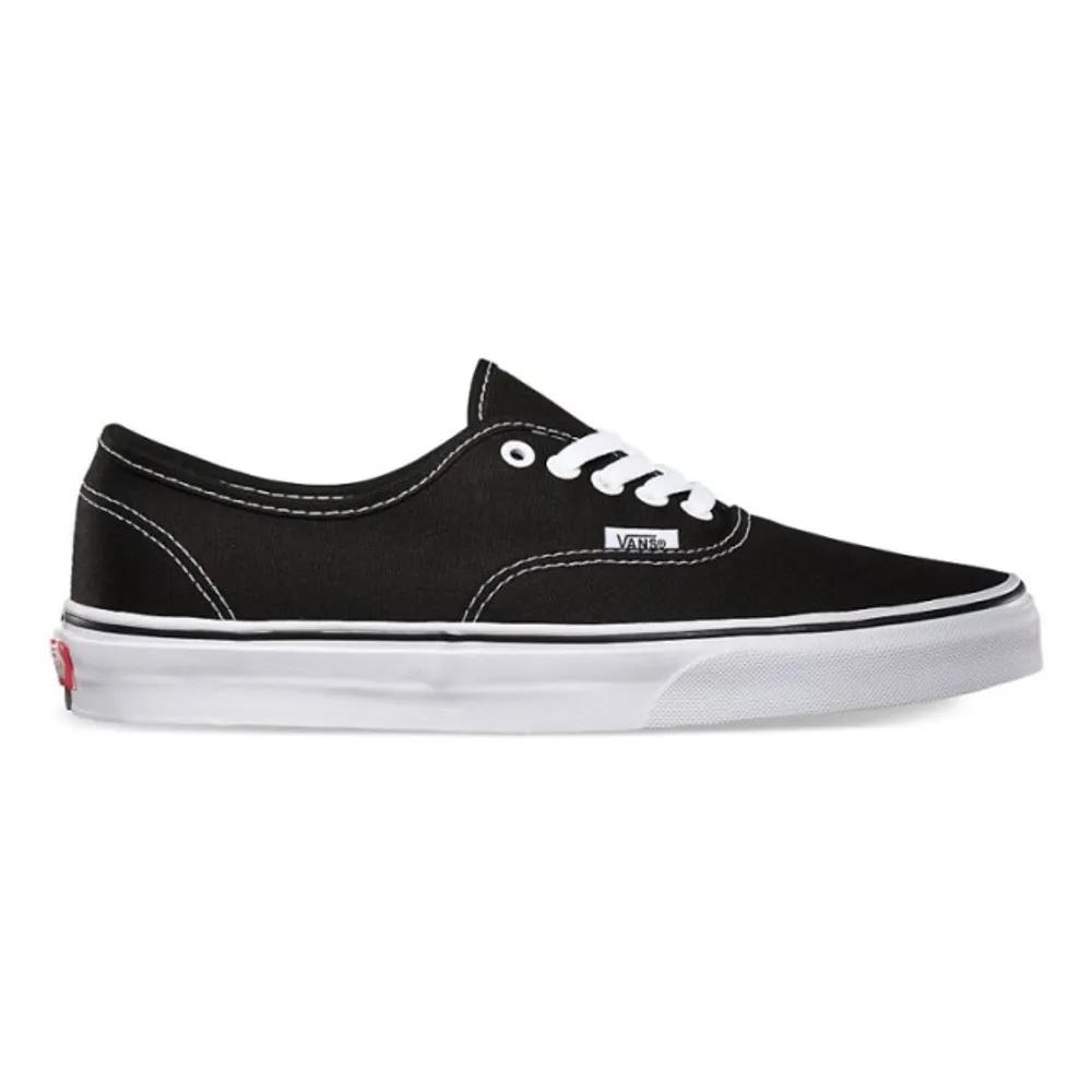 Core Classic Authentic VN000EE3BLKQ1