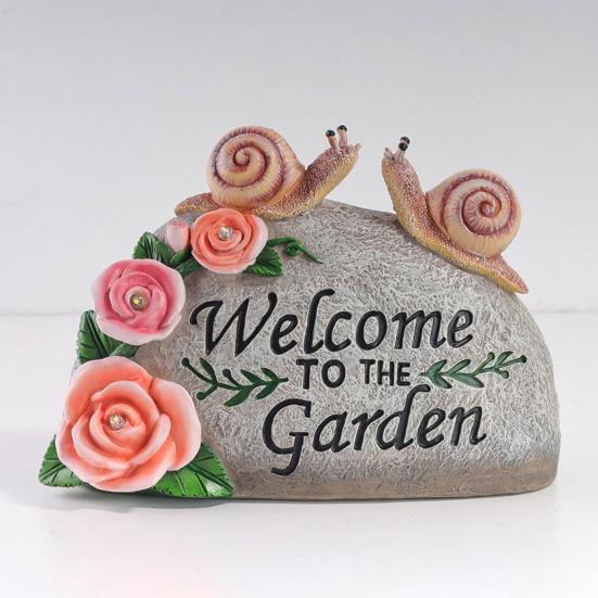 Garden Statue Solar Light Resin Outdoor Snail Welcome Figurine Eco-Friendly Flower Shape