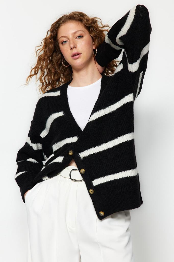 Women's Fashionable Stylish Cardigan Black Wide Fit Soft Textured Striped Knitwear Cardigan