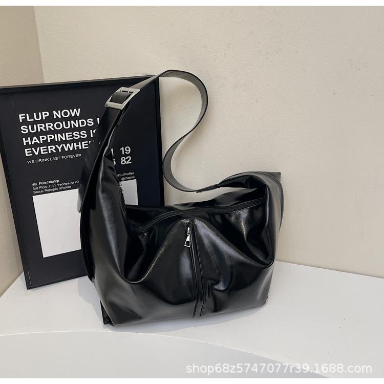 Simple Tote Bag Commuting High-end Sense Large Capacity One-shoulder Crossbody Bag Versatile Niche Design Women's Underarm Bag