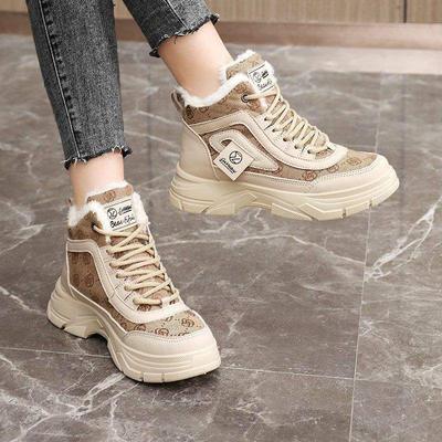 Новые женские комбинированные бархатные полусапожки и хлопковые ботинки на осень и зиму 2025 года в корейском стиле увеличивают рост и ке