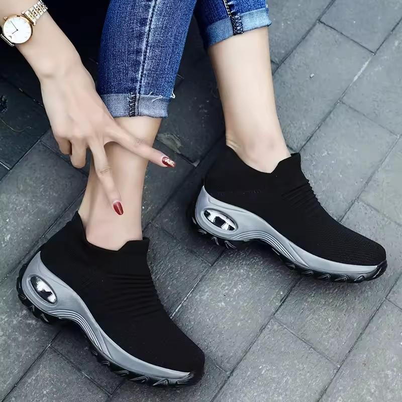 Women'S Training Balance Shoes Breathable Knitted Splicing Soft Increased Thick Soled Shoes Leisure Activities Sports Slip Shoes