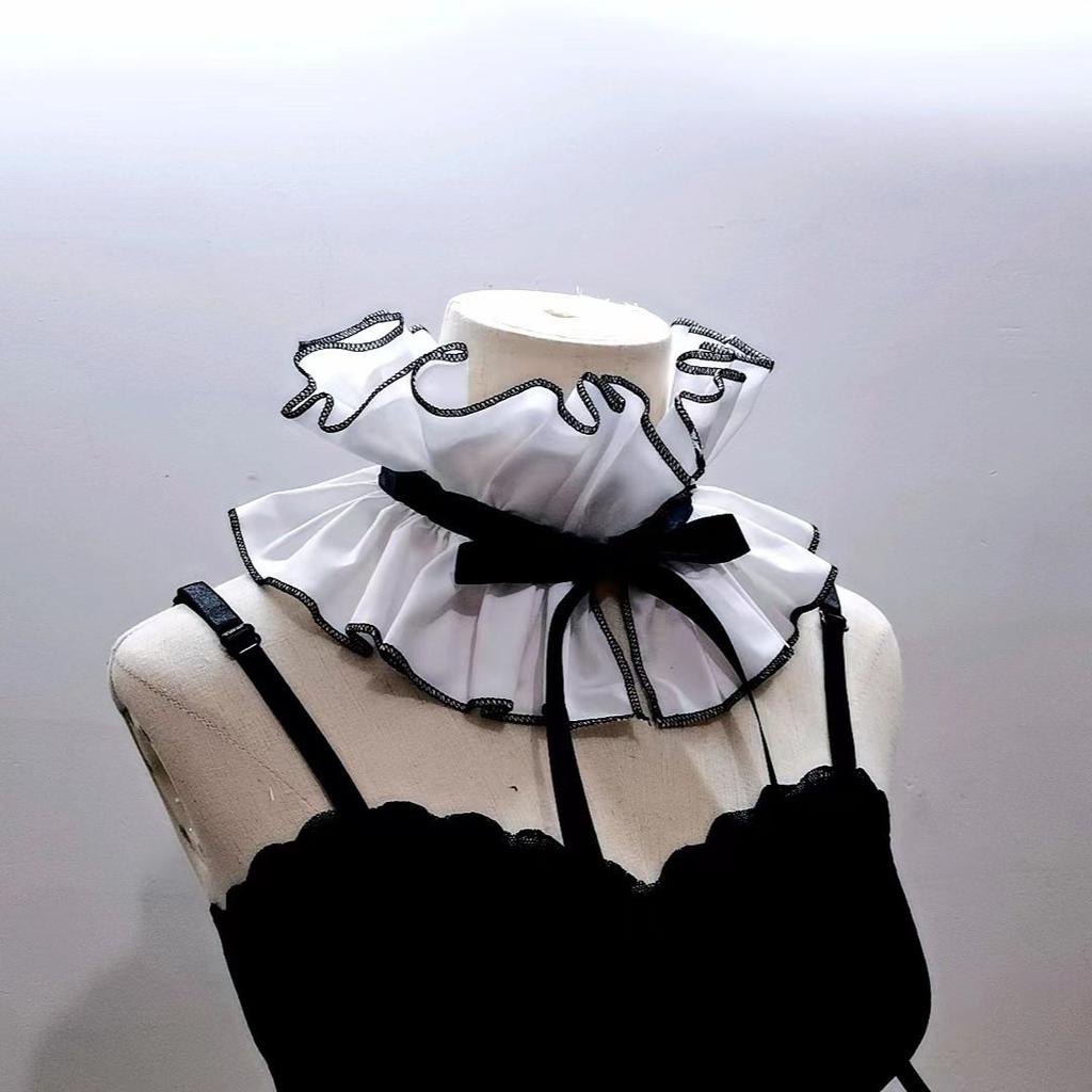 New Pleated Ruffled Scarf Shirt for Women with Standing Collar Retro Court Collar Accessories Round Neck Low Neck Stage Shoot