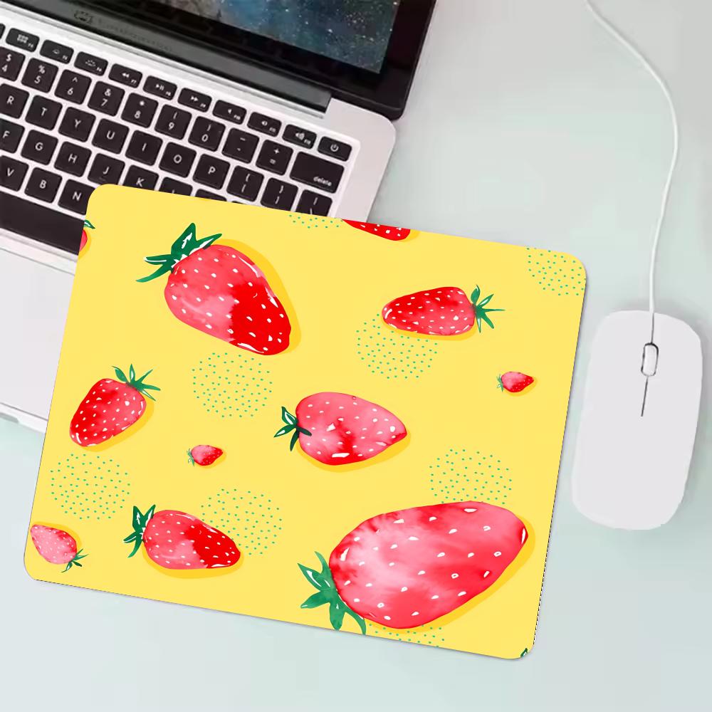 small mousepad Cute Strawberry Gaming 45X40cm Desk Mat Non-Slip Rubber Keyboard Mouse Pad HD Print Kawaii Office Accessories 1pc