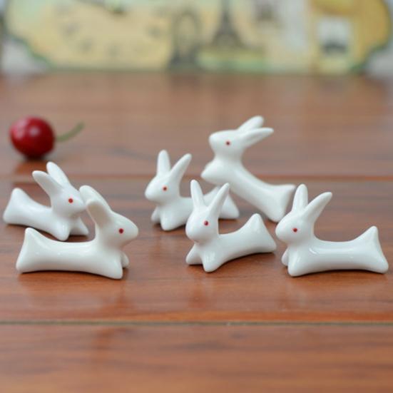 Прочная стабильная антигрязная компактная керамическая подставка для палочек для маленького кролика, подставка для домашних принадлежностей, стеллаж для хранения палочек для еды