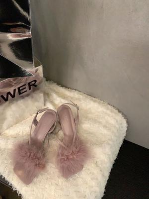 Туфли женские дизайн "пух феи", носить 2025, новая летняя обувь, черные туфли на высоком каблуке, вечерние сандалии