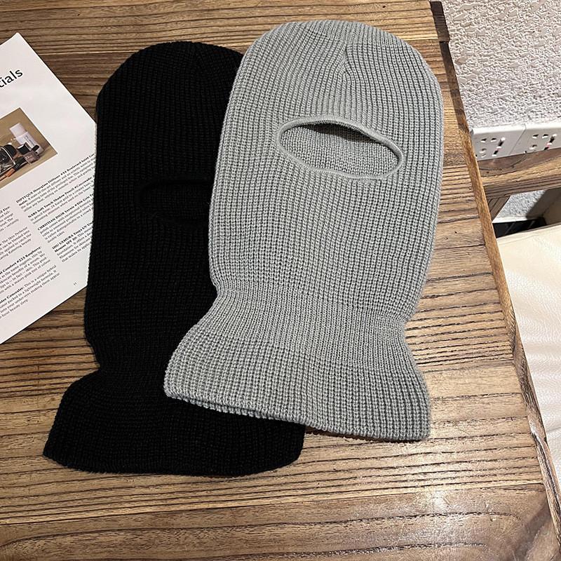 Knitted Hat Unisex For Winter With Windproof Features And Stylish Gift Design