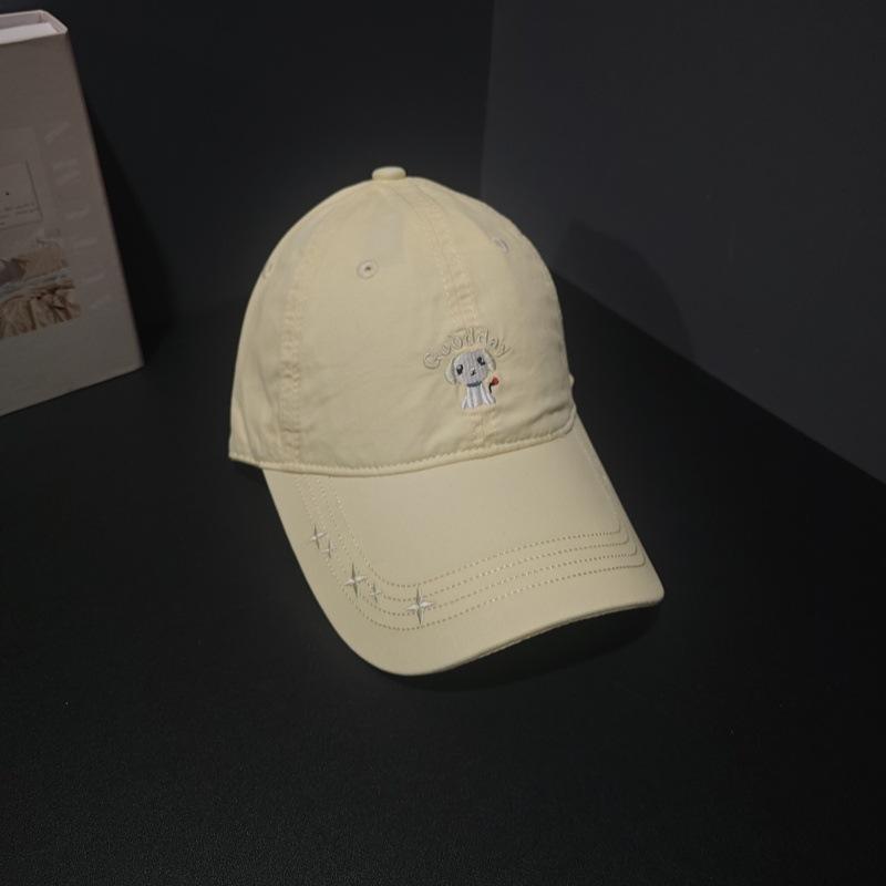 Cartoon embroidery age-reducing sweet girl dopamine wears a baseball cap to show her face, cute puppy peaked cap children